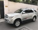 Toyota Fortuner 2010 - Cần bán xe Fortuner 2010 số sàn, máy dầu, màu bạc