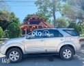 Toyota Fortuner 2011 - Bán Toyota Fortuner 2.5G 4x2MT sản xuất 2011, màu bạc giá cạnh tranh