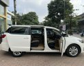 Kia Sedona 2016 - Cần bán gấp Kia Sedona 3.3 GAT sản xuất năm 2016, màu trắng, 626tr