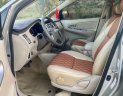 Toyota Innova   E  2016 - Bán ô tô Toyota Innova E sản xuất năm 2016, màu bạc giá cạnh tranh