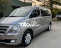 Hyundai Grand Starex 2018 - Cần bán lại xe Hyundai Grand Starex 2.4MT sản xuất năm 2018, màu bạc