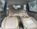 Nissan Grand livina 2012 - Bán Nissan Grand livina 1.8MT sản xuất năm 2012, màu vàng