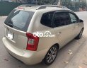 Kia Carens 2011 - Cần bán xe Kia Carens 2.0MT năm 2011, màu vàng cát