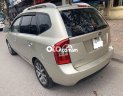 Kia Carens 2011 - Cần bán xe Kia Carens 2.0MT năm 2011, màu vàng cát