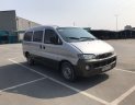 Hyundai Starex 2001 - Bán Hyundai Starex sản xuất 2001, 3 chỗ ngồi, thùng rộng rãi, giá rẻ