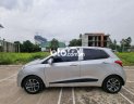 Hyundai Grand i10 2017 - Bán ô tô Hyundai Grand i10 sản xuất 2017, màu bạc