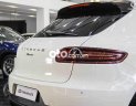 Porsche Macan 2016 - Cần bán gấp Porsche Macan 2.0 sản xuất năm 2016, màu trắng