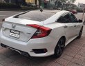 Honda Civic 2017 - Cần bán Honda Civic 1.5L Turbo năm sản xuất 2017, màu trắng, nhập khẩu nguyên chiếc, chính chủ