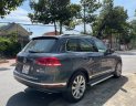 Volkswagen Touareg 2016 - Bán Volkswagen Touareg sản xuất năm 2016, màu đen, nhập khẩu