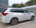 Mitsubishi Outlander 2022 - Cần bán xe Mitsubishi Outlander 2.4CVT năm sản xuất 2022, màu trắng
