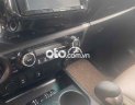 Toyota Hilux 2016 - Bán Toyota Hilux 3.0 4x4 AT năm 2016, màu bạc, xe nhập chính chủ, giá tốt