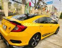 Honda Civic 2017 - Xe Honda Civic 1.5 L Turbo năm 2017, màu vàng, nhập khẩu Thái như mới