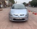 Mitsubishi Grandis 2005 - Cần bán xe Mitsubishi Grandis năm sản xuất 2005, màu bạc