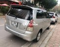 Toyota Innova 2010 - Cần bán gấp Toyota Innova sản xuất 2010, màu bạc