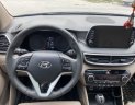 Hyundai Tucson 2020 - Cần bán lại xe Hyundai Tucson 2.0AT năm 2020, màu đen như mới, 848tr