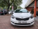 Kia K3 2016 - Cần bán lại xe Kia K3 số tự động sản xuất 2016, màu trắng