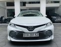 Toyota Camry 2019 - Bán Toyota Camry năm sản xuất 2019, màu trắng, nhập khẩu