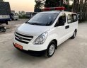 Hyundai Grand Starex 2017 - Bán Hyundai Grand Starex năm sản xuất 2017, màu trắng số sàn