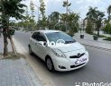 Toyota Yaris 2013 - Bán Toyota Yaris sản xuất năm 2013, màu trắng, xe nhập, 360tr