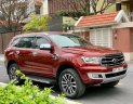 Ford Everest 2019 - Cần bán gấp Ford Everest Titanium 2.0L sản xuất 2019, màu đỏ, nhập khẩu