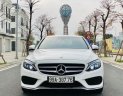 Mercedes-Benz C300 2018 - Cần bán Mercedes C300 AMG sản xuất năm 2018, màu trắng, xe nhập chính chủ