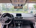 Mazda 3 2017 - Cần bán lại xe Mazda 3 sản xuất năm 2017, màu trắng, giá tốt