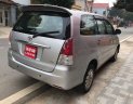 Toyota Innova 2010 - Bán xe Toyota Innova 2.0G sản xuất 2010, màu bạc số sàn