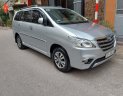 Toyota Innova 2016 - Bán ô tô Toyota Innova 2.0E sản xuất 2016, màu bạc chính chủ