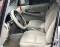 Toyota Innova 2015 - Bán Toyota Innova 2.0E sản xuất 2015, màu bạc 