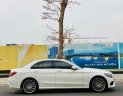 Mercedes-Benz C300 2018 - Cần bán Mercedes C300 AMG sản xuất năm 2018, màu trắng, xe nhập chính chủ