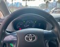 Toyota Innova 2013 - Cần bán lại xe Toyota Innova 2.0E sản xuất 2013, màu bạc xe gia đình, 340tr