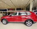 Volkswagen Tiguan 2022 - Cần bán Volkswagen Tiguan Elegance 2022 Màu đỏ , tặng phí trước bạ , tiền mặt và  phụ kiện 