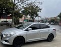 Hyundai Accent 2018 - Cần bán xe Hyundai Accent, số sàn, sản xuất 2018, màu bạc, giá 345tr