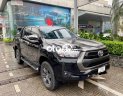 Toyota Hilux 2021 - Bán Toyota Hilux 4x2 AT năm sản xuất 2021, màu đen
