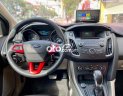 Ford Focus 2019 - Màu đỏ, giá 475tr
