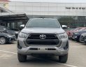 Toyota Hilux 2021 - Bán ô tô Toyota Hilux 2.4E AT năm 2021, màu bạc, nhập khẩu nguyên chiếc