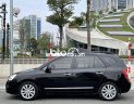 Kia Carens 2010 - Màu đen giá cạnh tranh