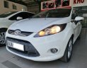 Ford Fiesta 2013 - Màu trắng