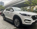 Hyundai Tucson 2019 - màu trắng giá hữu nghị