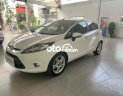 Ford Fiesta 2013 - Màu trắng