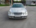 Mercedes-Benz E240 2004 - Màu bạc giá cạnh tranh