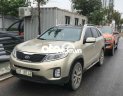 Kia Sorento 2014 - Xe máy dầu, màu vàng cát