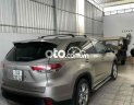 Toyota Highlander 2015 - Màu bạc, xe nhập