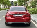 Mercedes-Benz C200 2021 - Xe màu đỏ nổi bật