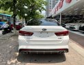 Kia Optima 2016 - Màu trắng