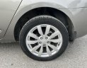 Kia Carens 2011 - Xe màu xám giá ưu đãi