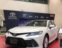 Toyota Camry 2021 - Xe mới, duy nhất 1 xe, giá chỉ 1.010tr, hỗ trợ trả góp, tặng bảo hiểm thân vỏ, gói phụ kiện chính hãng