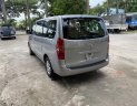 Hyundai Starex 2016 - 9 chỗ máy dầu, số sàn - Xe biển tỉnh đã rút hồ sơ cầm tay