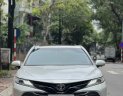 Toyota Camry 2019 - Cần bán gấp, xe biển Hà Nội, giá tốt nhất (Giá thương lượng cho khách thiện chí mua)