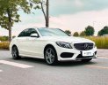 Mercedes-Benz 2016 - Xe màu trắng